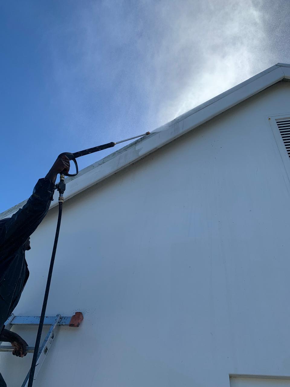 Roof Cleaning